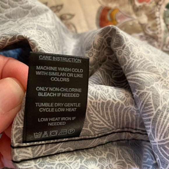 NWOT Denim & Flower Men’s casual button down - Picture 7 of 7